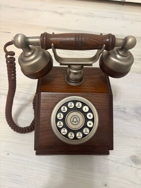 Country Squire Western Electric Wooden Touch Tone Phone Vintage 1970s